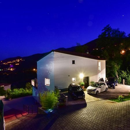 Apartment Nave Ičići エクステリア 写真