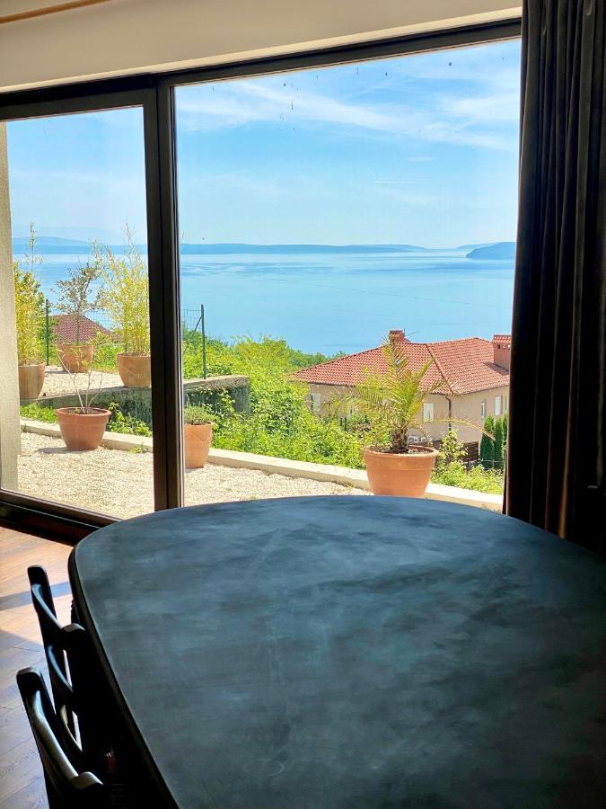 Apartment Nave Ičići エクステリア 写真