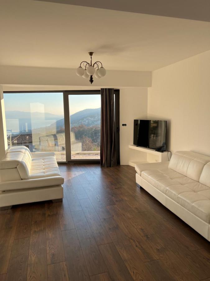 Apartment Nave Ičići エクステリア 写真