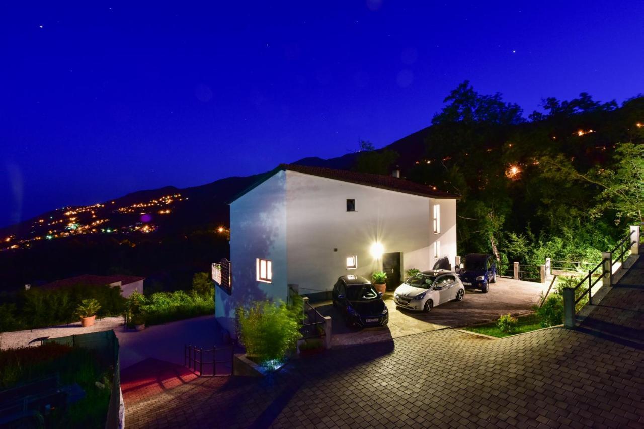 Apartment Nave Ičići エクステリア 写真